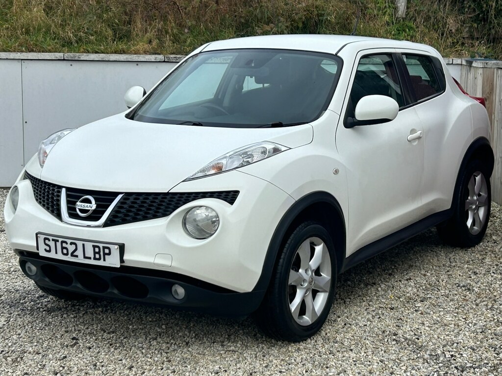 Nissan Juke Hatchback White #18