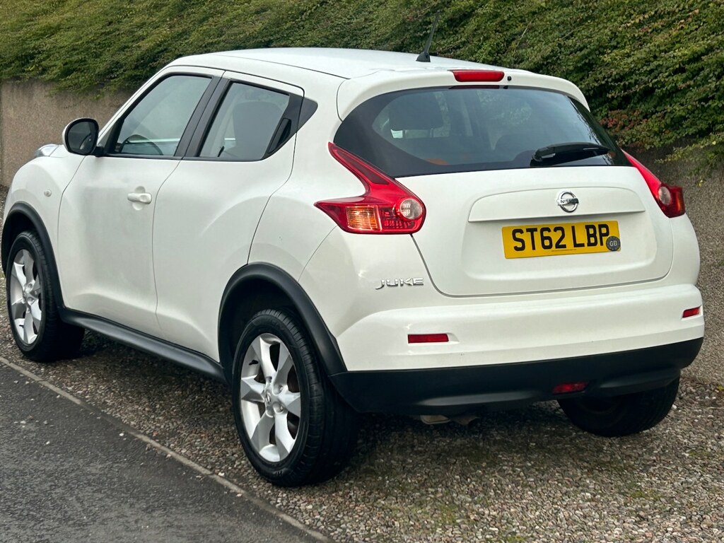 Nissan Juke Hatchback White #5