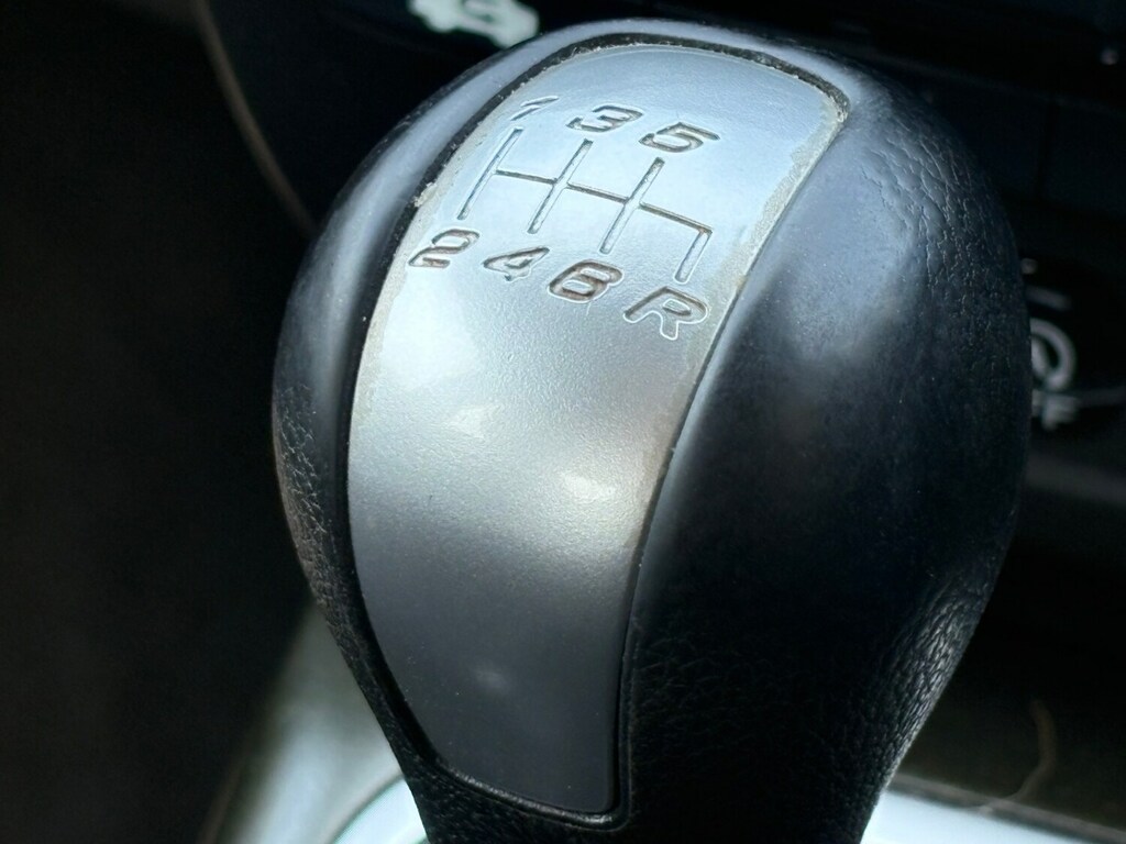 Honda Civic 1.8 I-vtec Es Hatchback Red #25