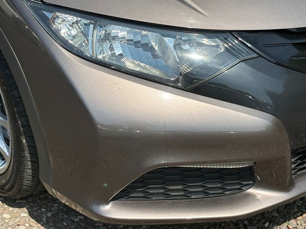 Honda Civic 1.8 I-vtec Es Hatchback Red #10
