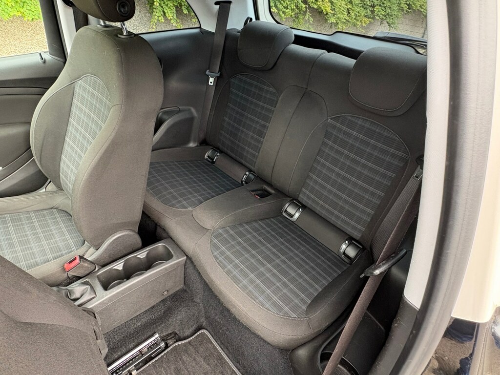 Vauxhall Adam 1.4 Rocks Air 85 Bhp Blue #19