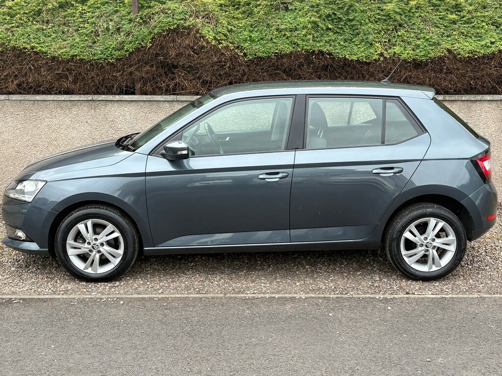 Skoda Fabia 1.0 Mpi 75Ps Se Ss 5-Dr Hatchback Grey #7