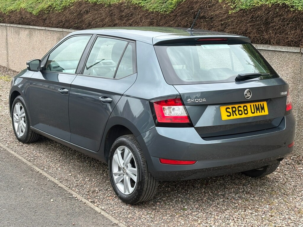 Skoda Fabia 1.0 Mpi 75Ps Se Ss 5-Dr Hatchback Grey #9