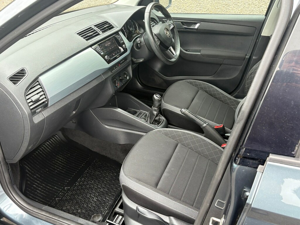 Skoda Fabia 1.0 Mpi 75Ps Se Ss 5-Dr Hatchback Grey #19
