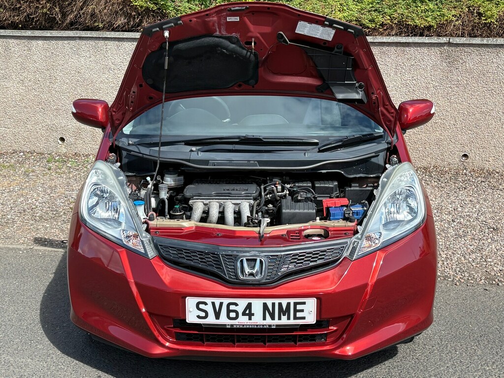 Honda Jazz Es I-vtec Cvt White #20