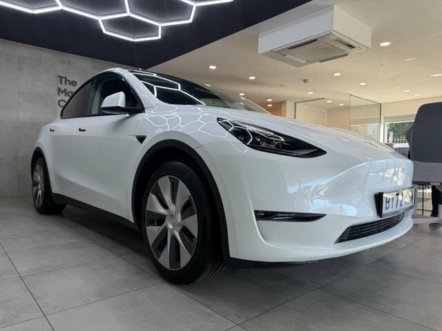 Tesla Model Y 2022 Dual Motor Long Range 4Wde BT72YFM White #2