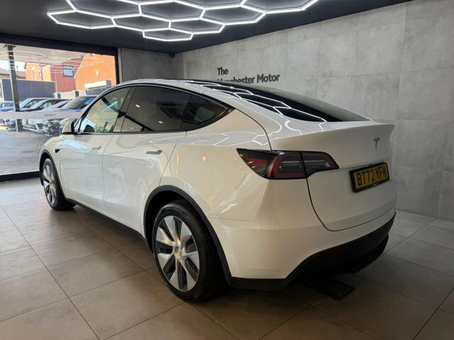 Tesla Model Y 2022 Dual Motor Long Range 4Wde BT72YFM White #3