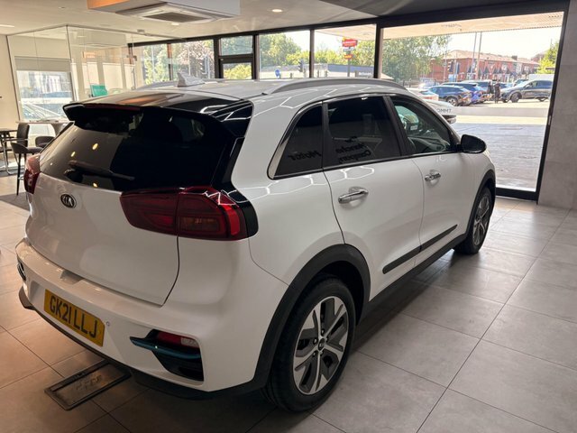 Kia e-Niro 2021 64Kwh 3 GK21LLJ White #6