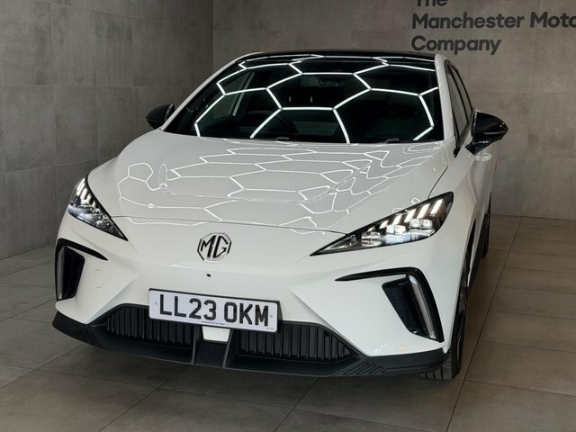 MG MG4 2023 64Kwh Trophy Long Range LL23OKM White #4