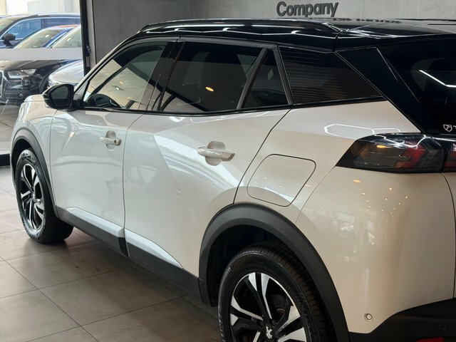 Peugeot e-2008 50Kwh Gt Suv 7Kw Charger 136 Orange #11