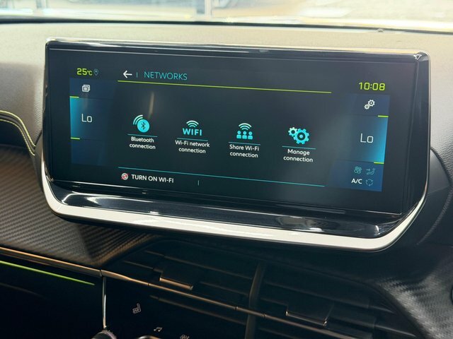 Peugeot e-2008 50Kwh Gt Suv 7Kw Charger 136 Orange #39