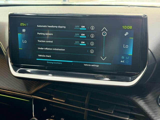Peugeot e-2008 50Kwh Gt Suv 7Kw Charger 136 Orange #44