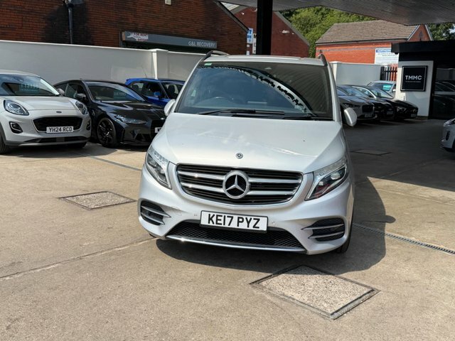 Mercedes-Benz V Class 2017 2.2 V220d Amg Line G-tronic Euro 6 Ss Silver #2