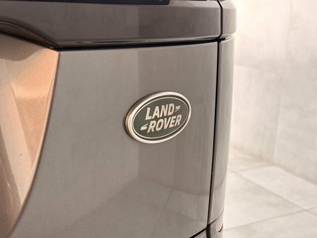 Land Rover Range Rover Velar R-dynamic Se White #67