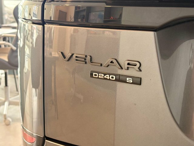 Land Rover Range Rover Velar R-dynamic Se White #57
