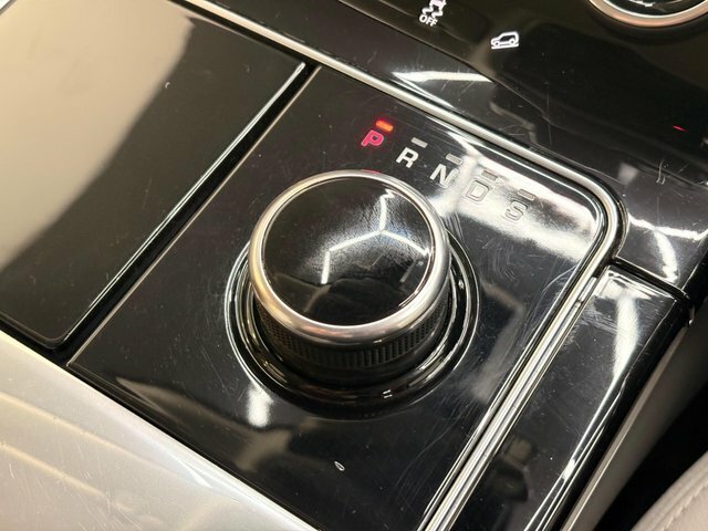 Land Rover Range Rover Velar R-dynamic Se White #9