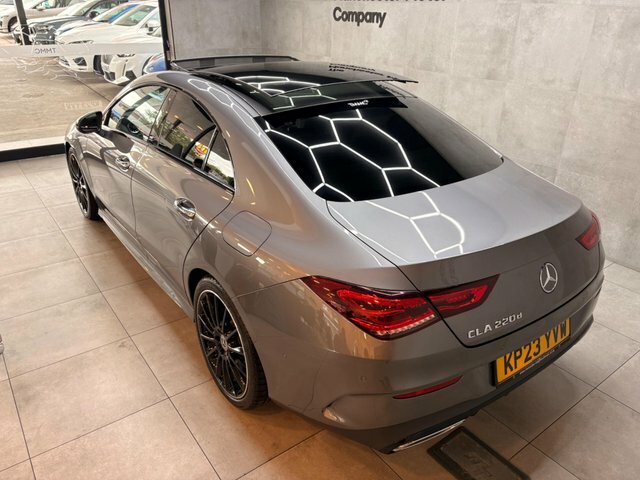Mercedes-Benz CLA Class 2023 2.0 Cla220d Amg Line Night Edition Premium P Black #6