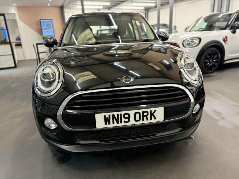 Mini Hatch 1.5 Cooper Classic WN19ORK Black #5