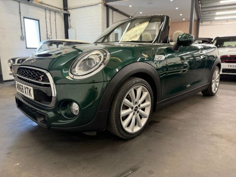 Mini Convertible 2.0 Cooper S WN68XTK Green #2