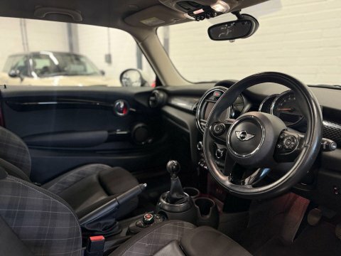 Mini Hatch 2.0 Cooper S Red #4