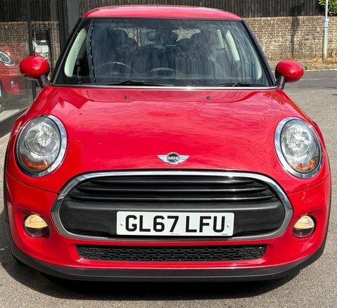 Mini Hatch 2017 67 One Red #6