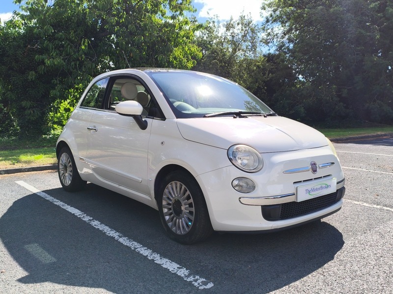 Fiat 500 Lounge White #3