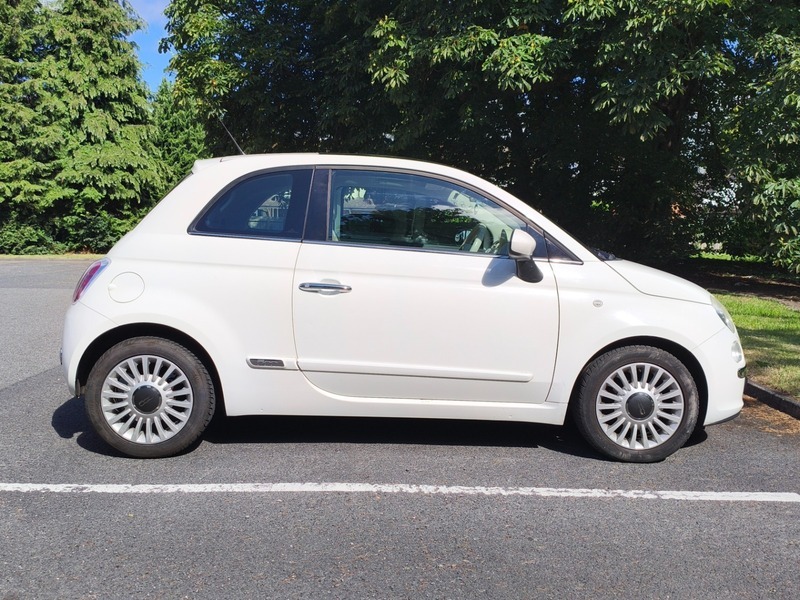 Fiat 500 Lounge White #2