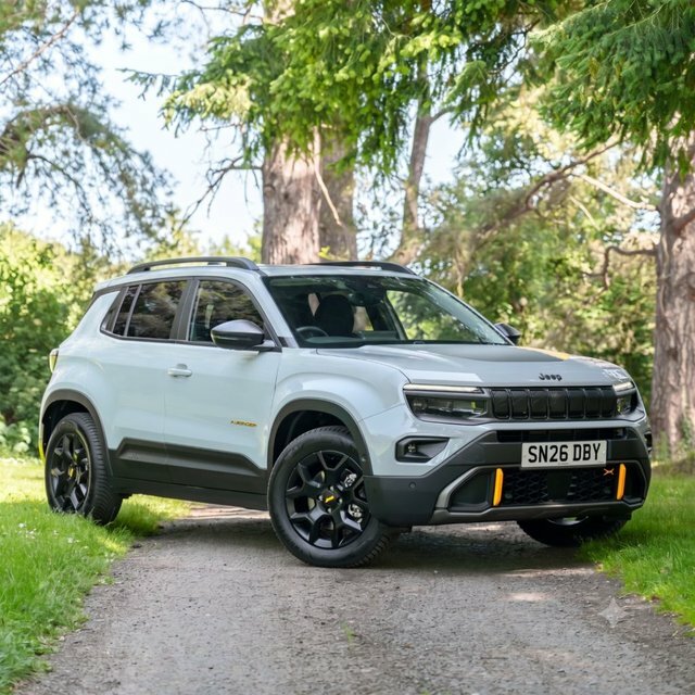 Jeep Avenger 1.2 E-hybrid The North Face Suv Hybrid Grey
