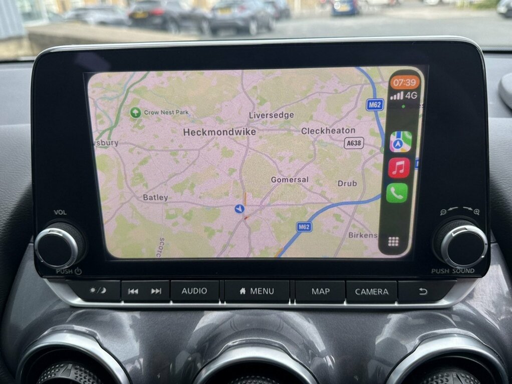 Nissan Juke 1.6 Hybrid N-connecta Black #2