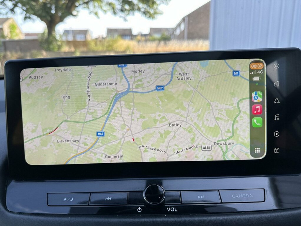 Nissan Qashqai 1.5 E-power N-connecta Glass Roof White #2