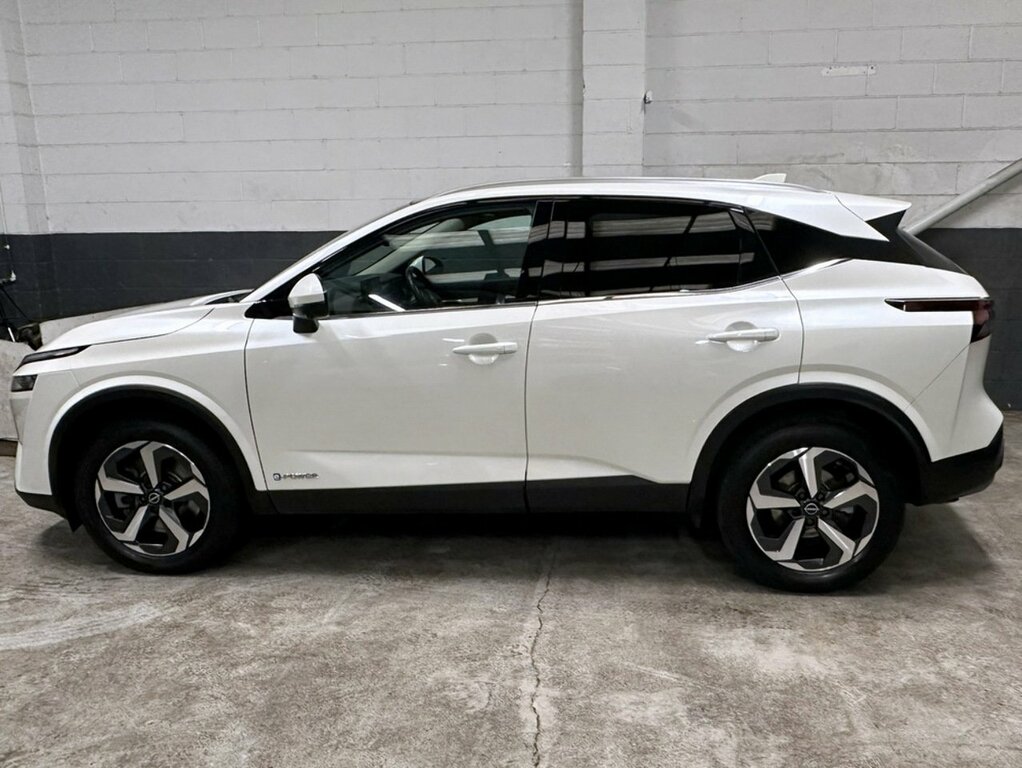 Nissan Qashqai 1.5 E-power N-connecta Glass Roof White #5