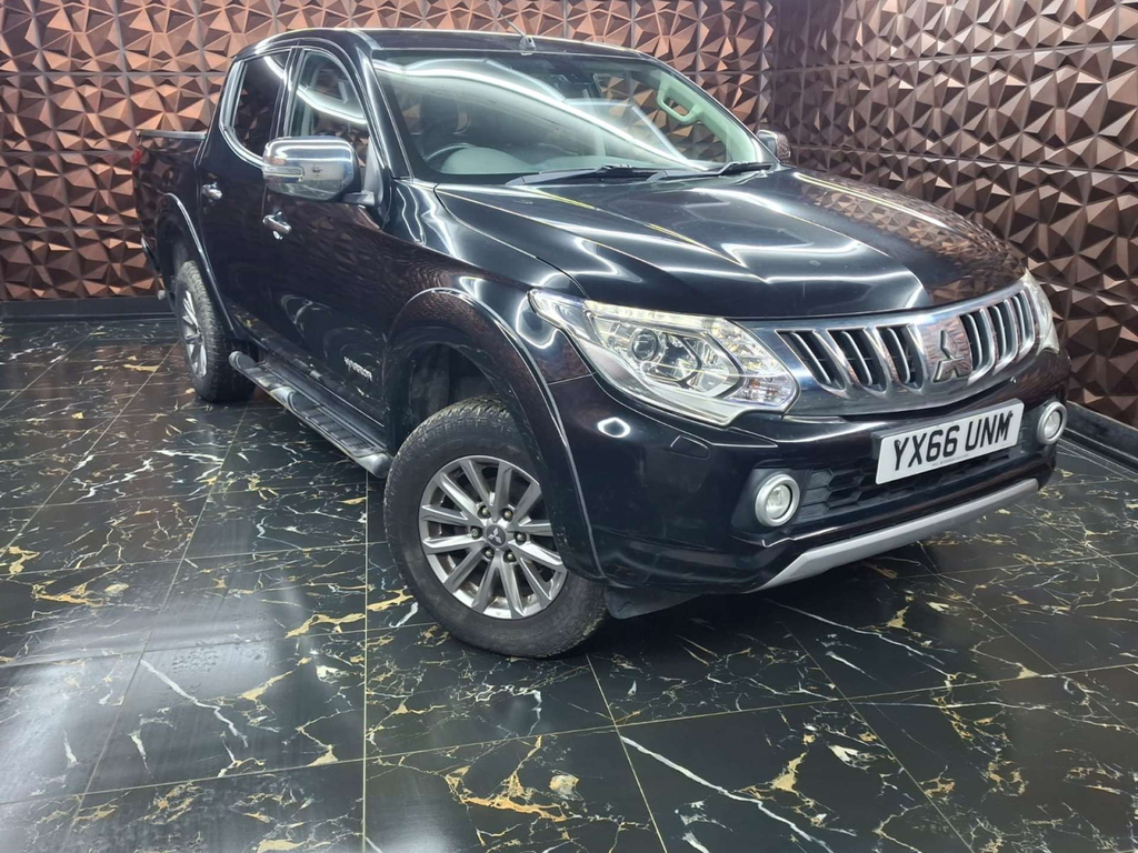 Mitsubishi L200 Warrior Double Cab Di-d 4Wd