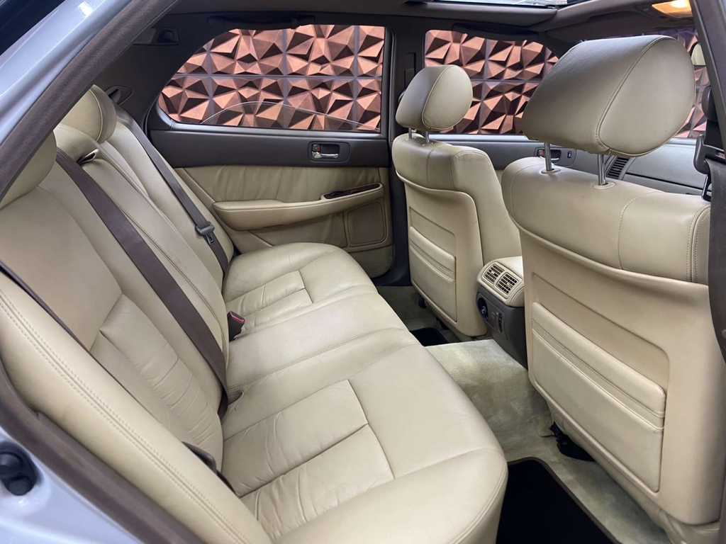 Lexus LS 400 93 Beige #18