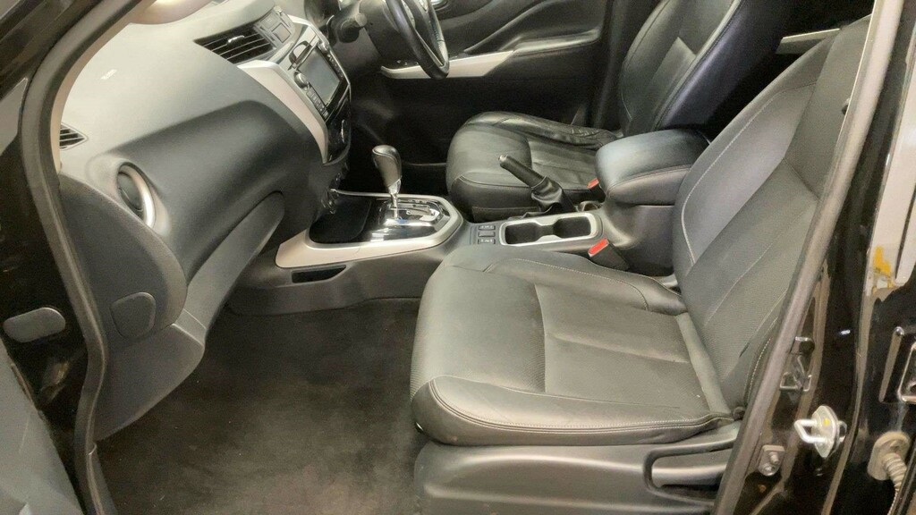 Nissan Navara Double Cab Pick Up Tekna 2.3Dci 190 4Wd #8