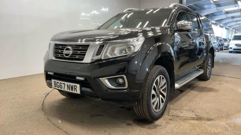Nissan Navara Tekna Dci 4Wd #2
