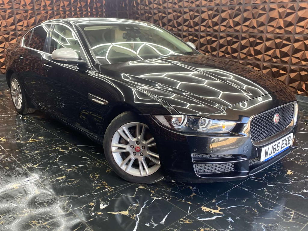 Jaguar XE Prestige D WJ66EXB #2