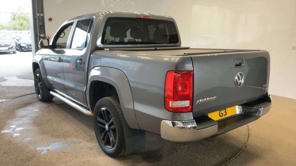 Volkswagen Amarok  Black #11