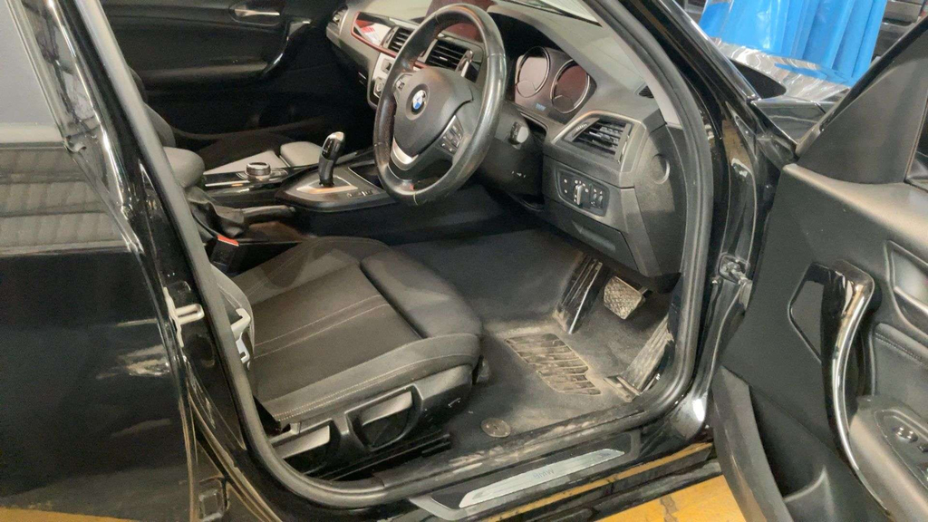 BMW 1 Series 118I Sport #5
