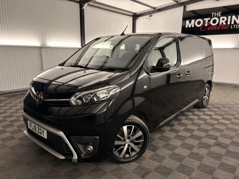 Toyota Proace Verso 2.0D Family Medium 
