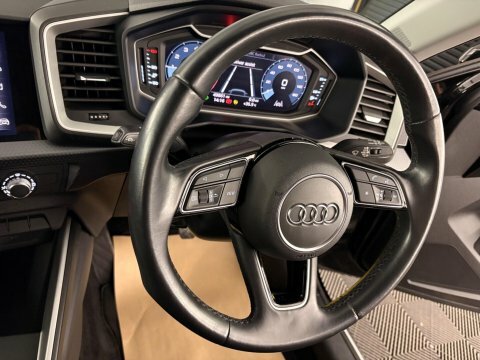 Audi A1 1.5 Tfsi 35 Citycarver Euro 6 S Black #24