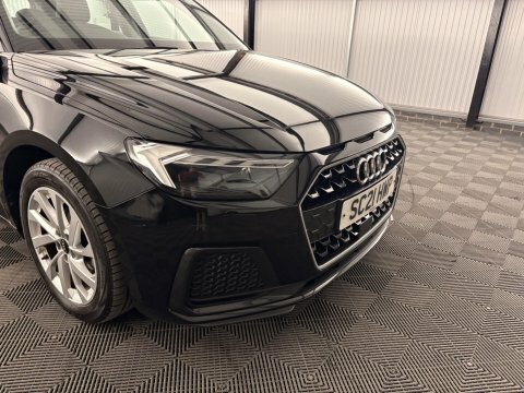 Audi A1 1.5 Tfsi 35 Citycarver Euro 6 S Black #40