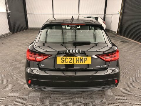Audi A1 1.5 Tfsi 35 Citycarver Euro 6 S Black #48