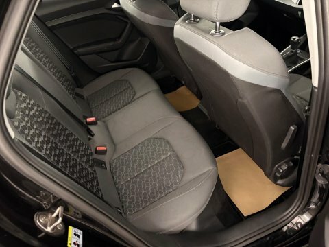 Audi A1 1.0 Tfsi 25 Black #5