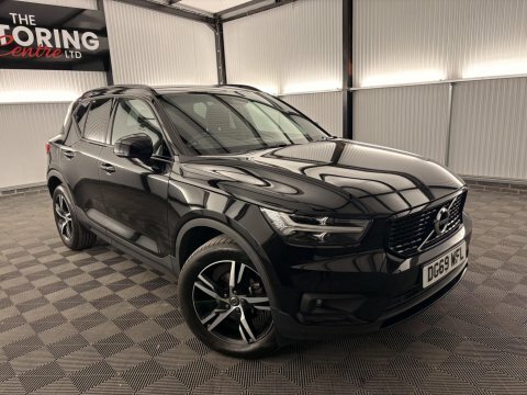 Volvo XC40 2.0 D3 R-design #2