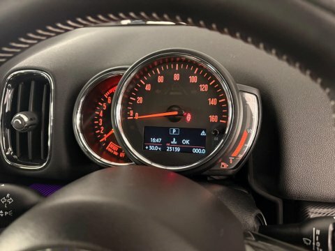Mini Countryman Cooper S E Exclusive White #11
