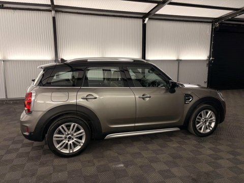 Mini Countryman Cooper S E Exclusive White #50