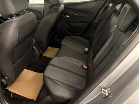 Peugeot 2008 1.2 Puretech Allure GD21YNT #6