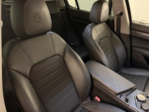 Alfa Romeo Stelvio Tb Super Black #8