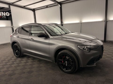 Alfa Romeo Stelvio Tb Super Black #54