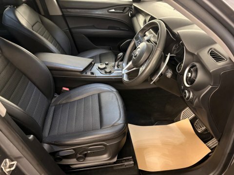 Alfa Romeo Stelvio 2.0T Nero Edizione #4